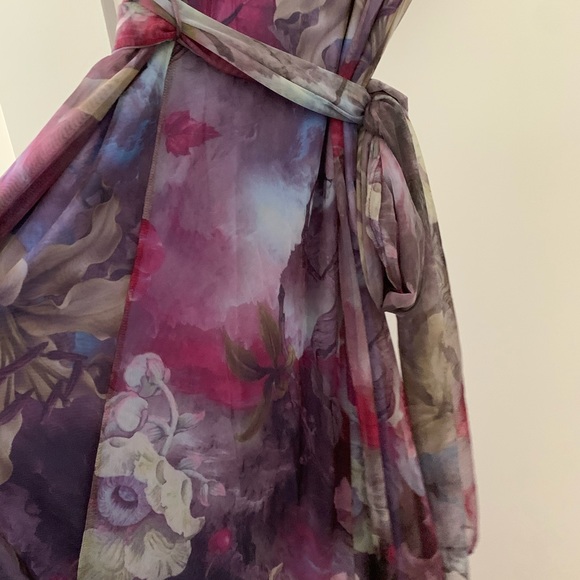 Floral Waist-Defined Dress - Picture 5 of 10